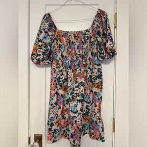 BCBG Floral Dress Medium Putf Sleeve Smocked